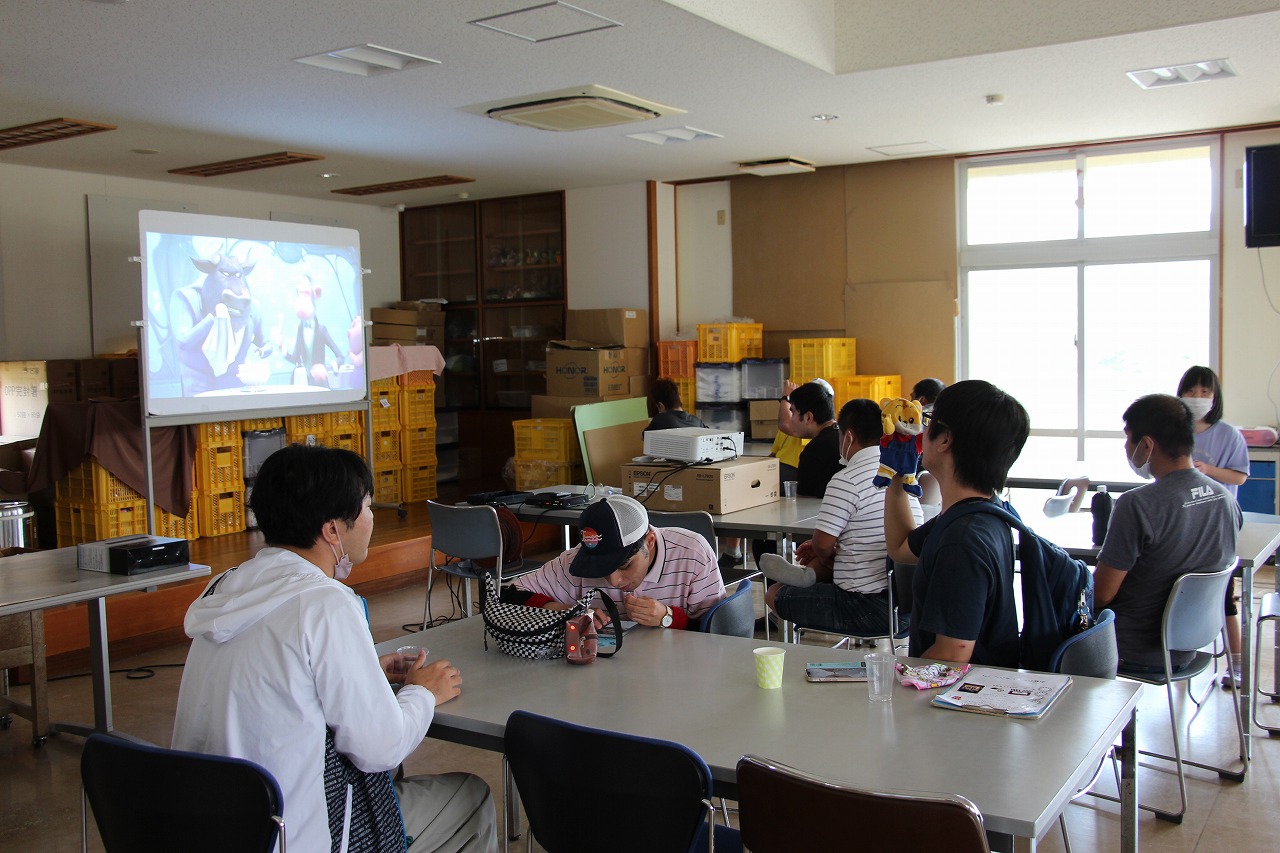 5月11日（土）、余暇活動（映画鑑賞）を行いました。